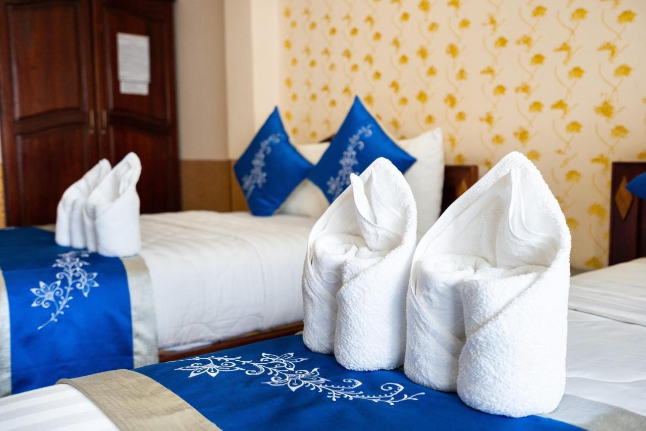 Khach San Hong Phat Hotel
